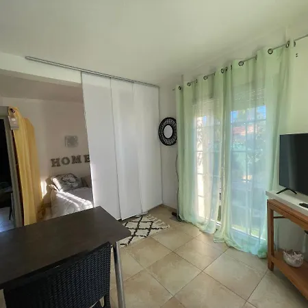 Location De Charme Apartment *