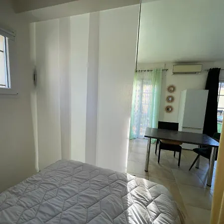 Location De Charme Apartment *