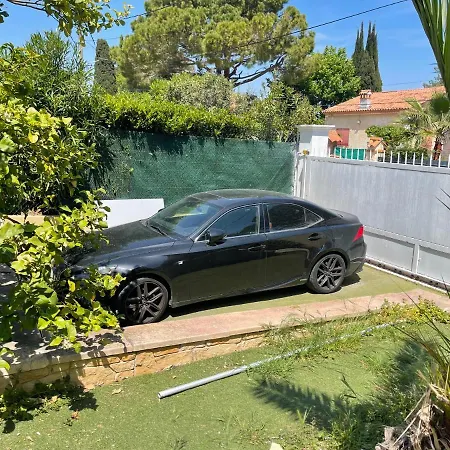 Location De Charme * Antibes