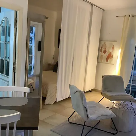 Apartament Location De Charme *